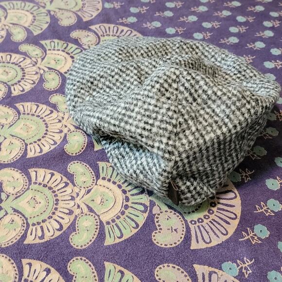 Alpaca Hat - Picture 3 of 9